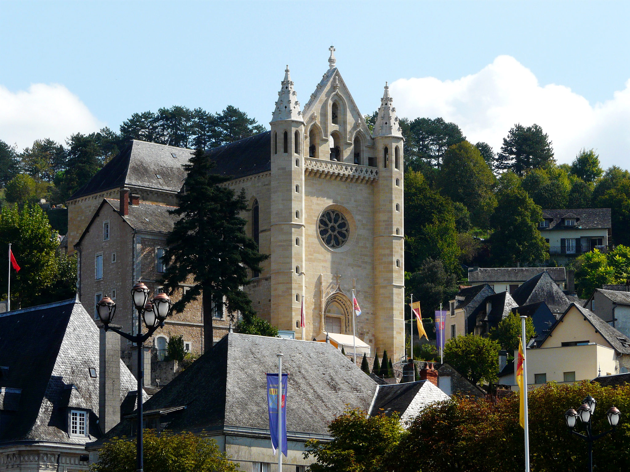 Terrasson-Lavilledieu (Photo license: CC BY-SA 3.0)